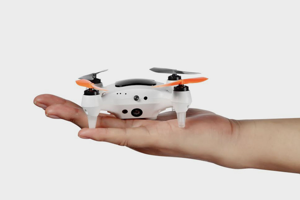 ONAGOfly Tiny Selfie Drone no need to Register with FAA Image 2 Naija Tech Guide