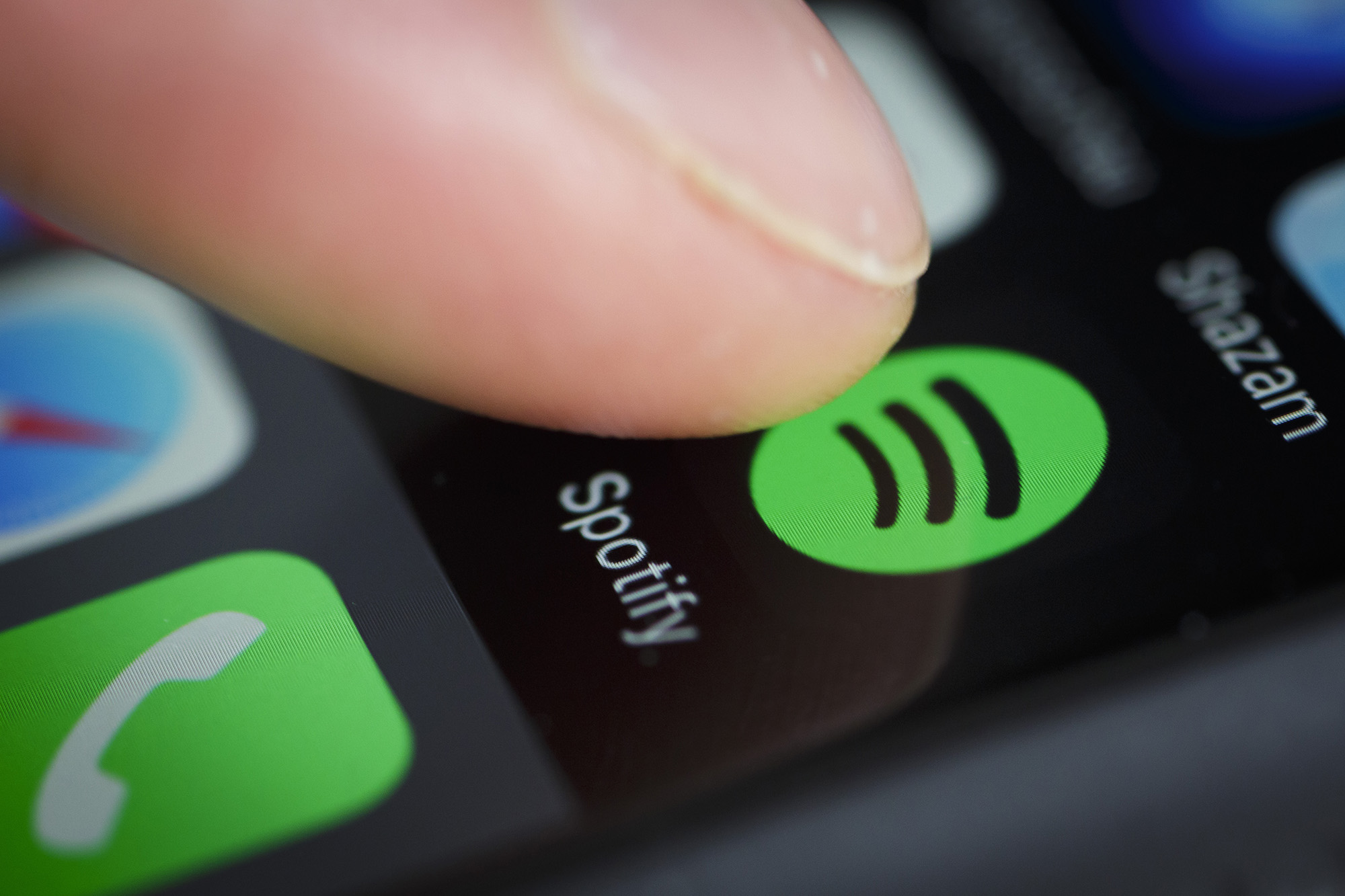 Spotify to introduce a Social Listening feature -  news