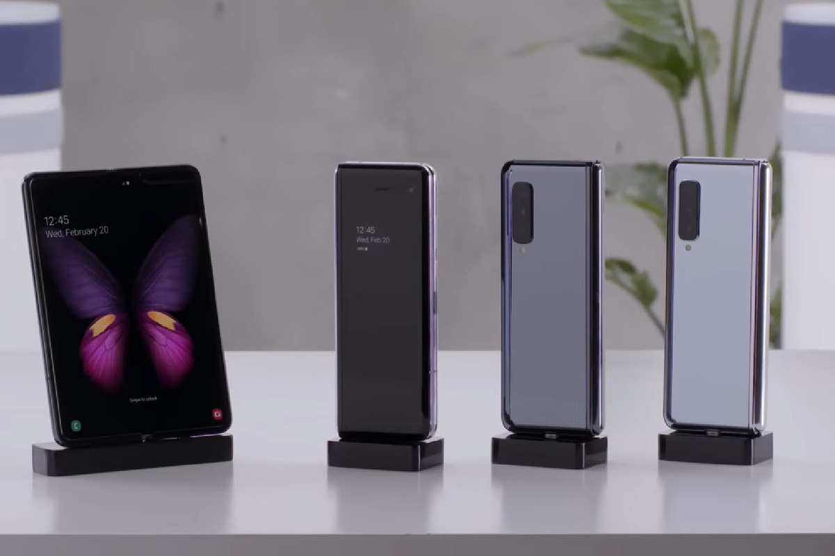 Samsung Galaxy Fold now available in physical stores, SK only