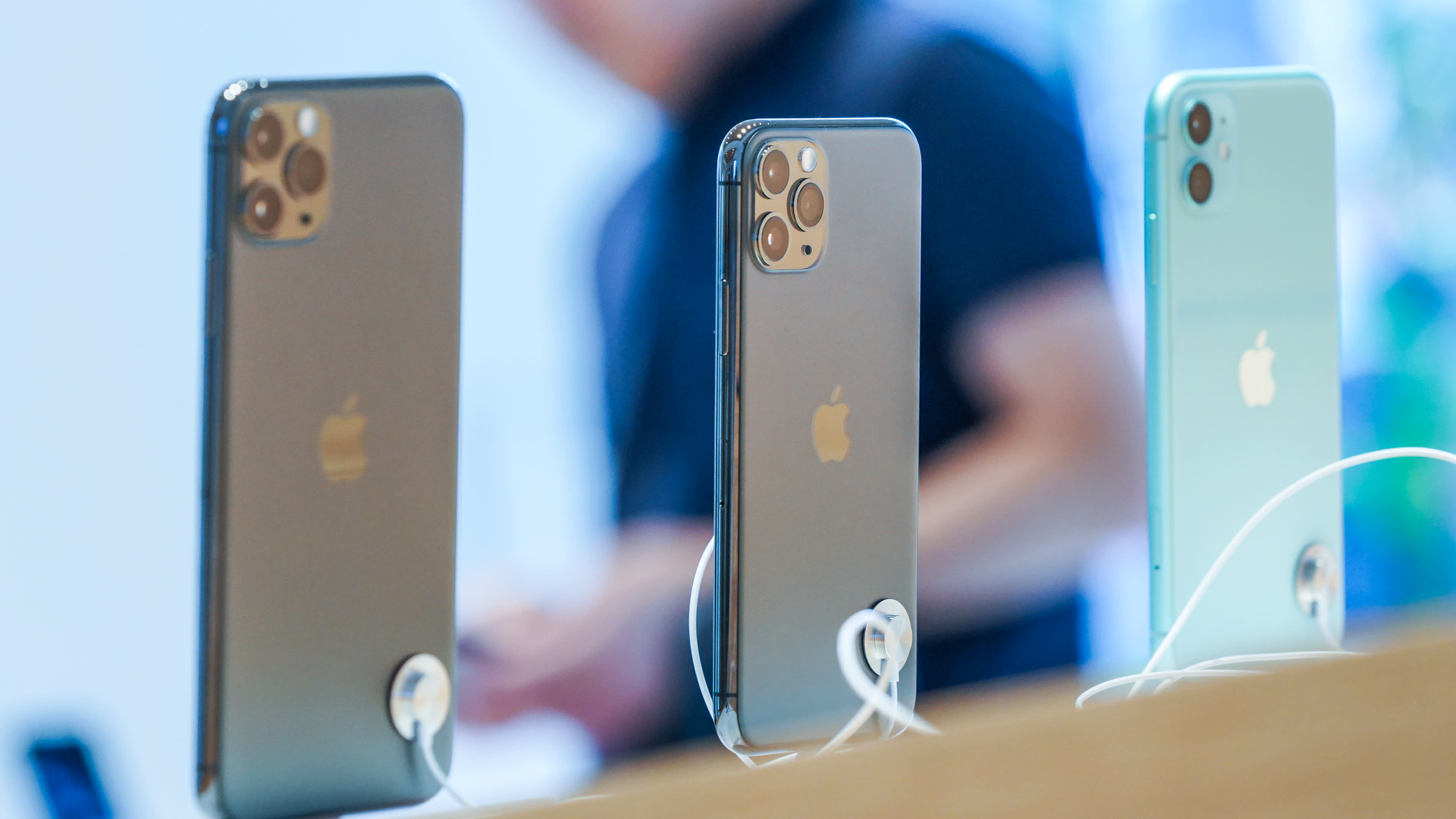 Apple sold 130,000 iPhone 11s on launch day in South Korea