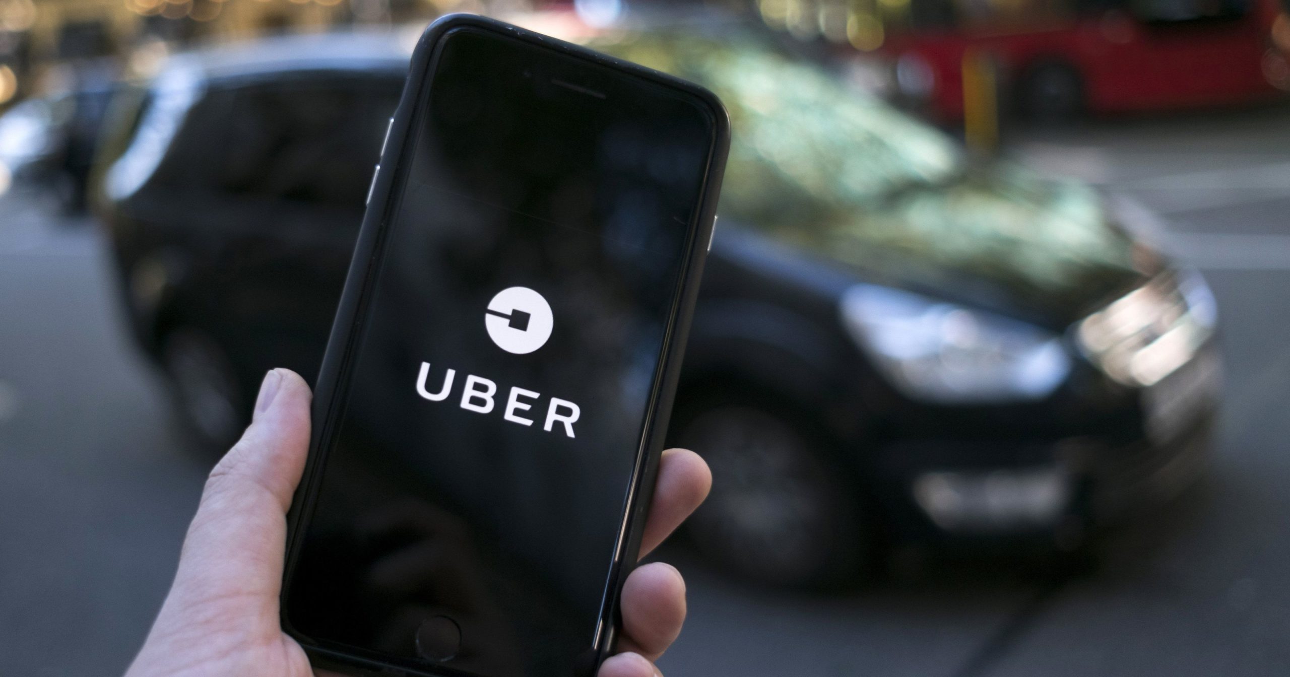 Due to the global pandemic, Uber lays off 14% of its workforce.