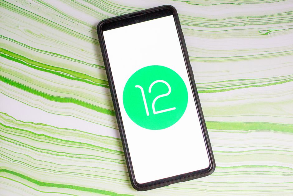 Google might launch the stable version to Android 12 on October 4